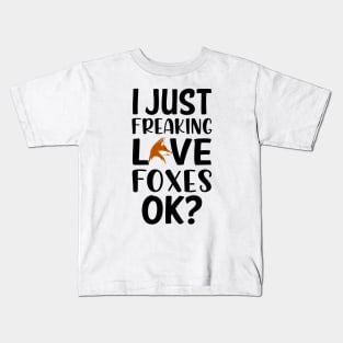 Love Foxes Kids T-Shirt